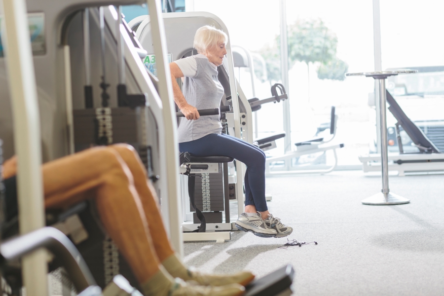 senior-woman-in-gym-exercising.jpg